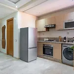 Downtown Gueliz Modern 1Br Ac, Fast Wifi , Parking