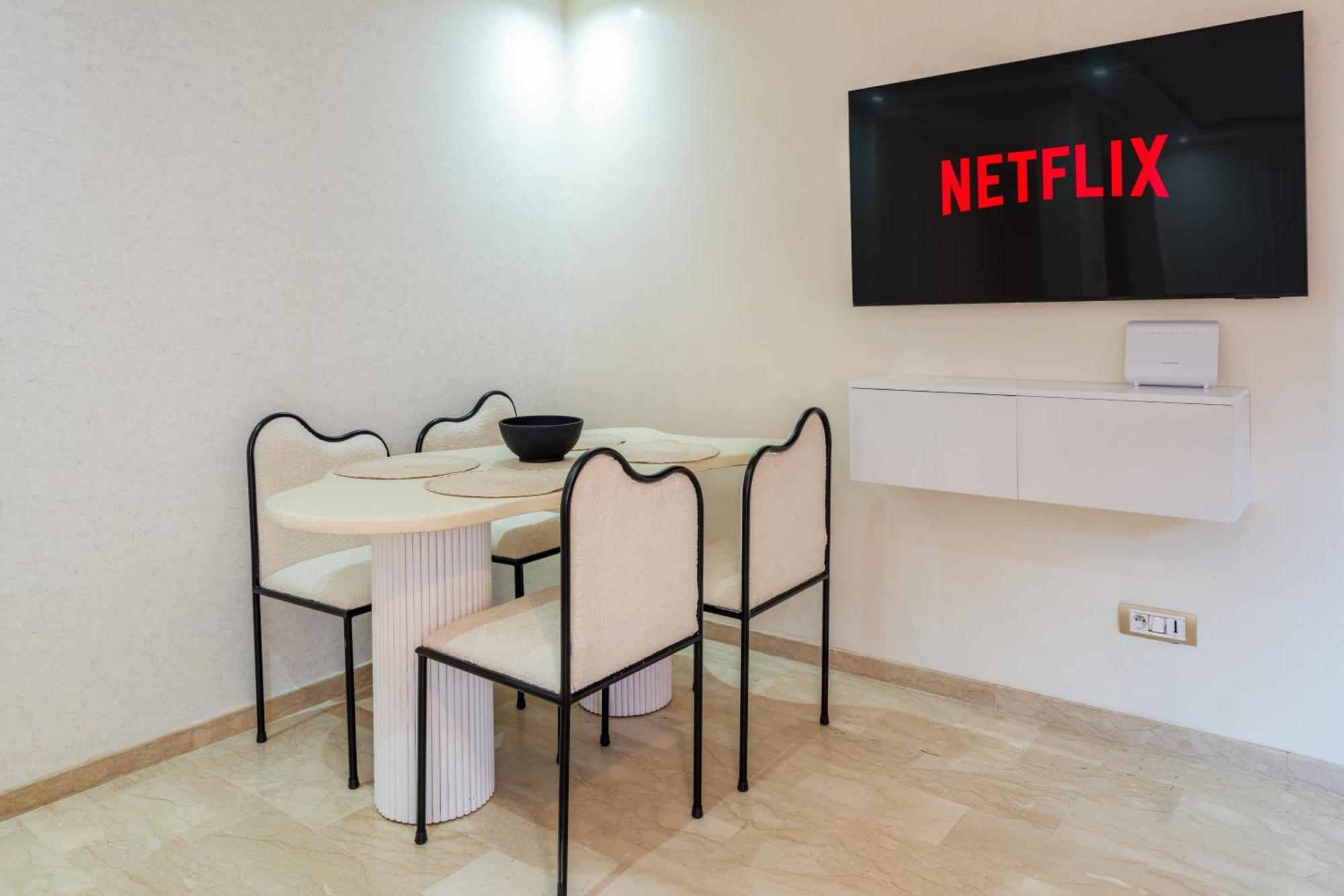Appartement Downtown Gueliz Modern 1br Ac, Fast Wifi , Parking *