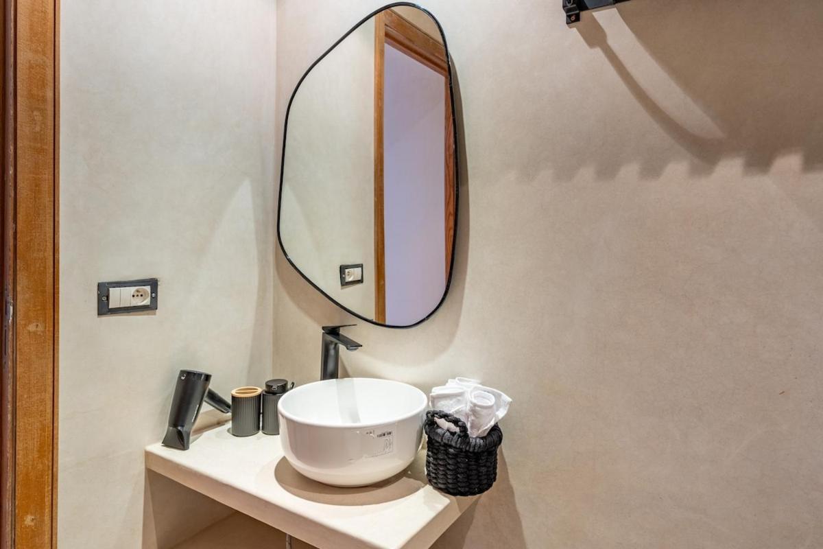 Downtown Gueliz Modern 1br Ac, Fast Wifi , Parking Appartement Marrakesh