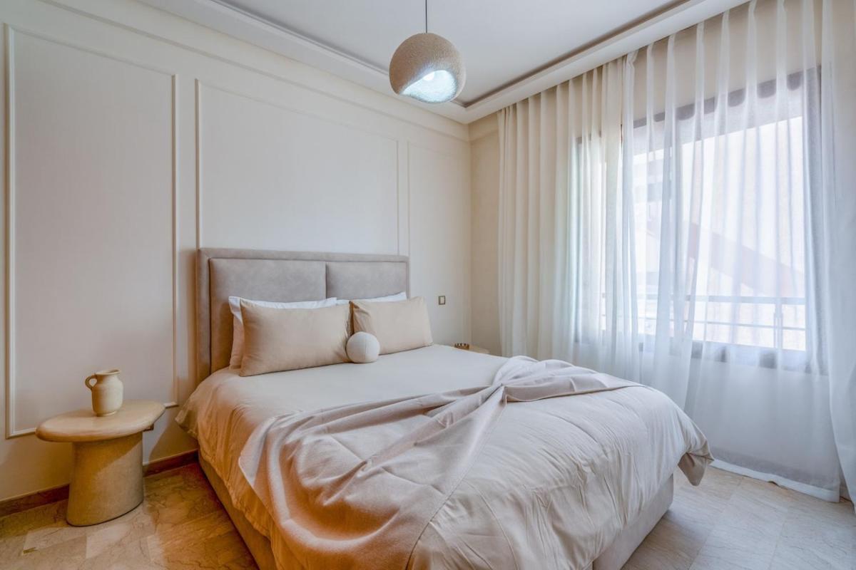 Appartement Downtown Gueliz Modern 1br Ac, Fast Wifi , Parking